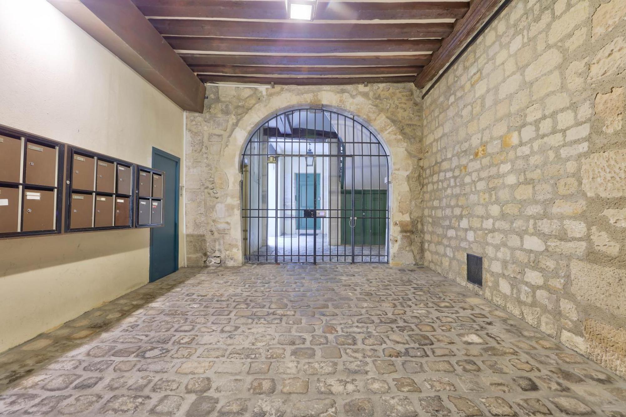 New & Design Studios In The Heart Of Le Marais 파리 외부 사진